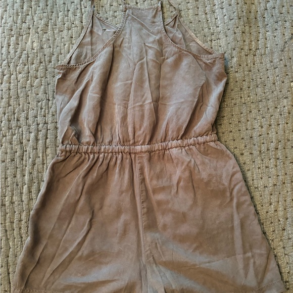 Dark gray pull on romper - Picture 2 of 2